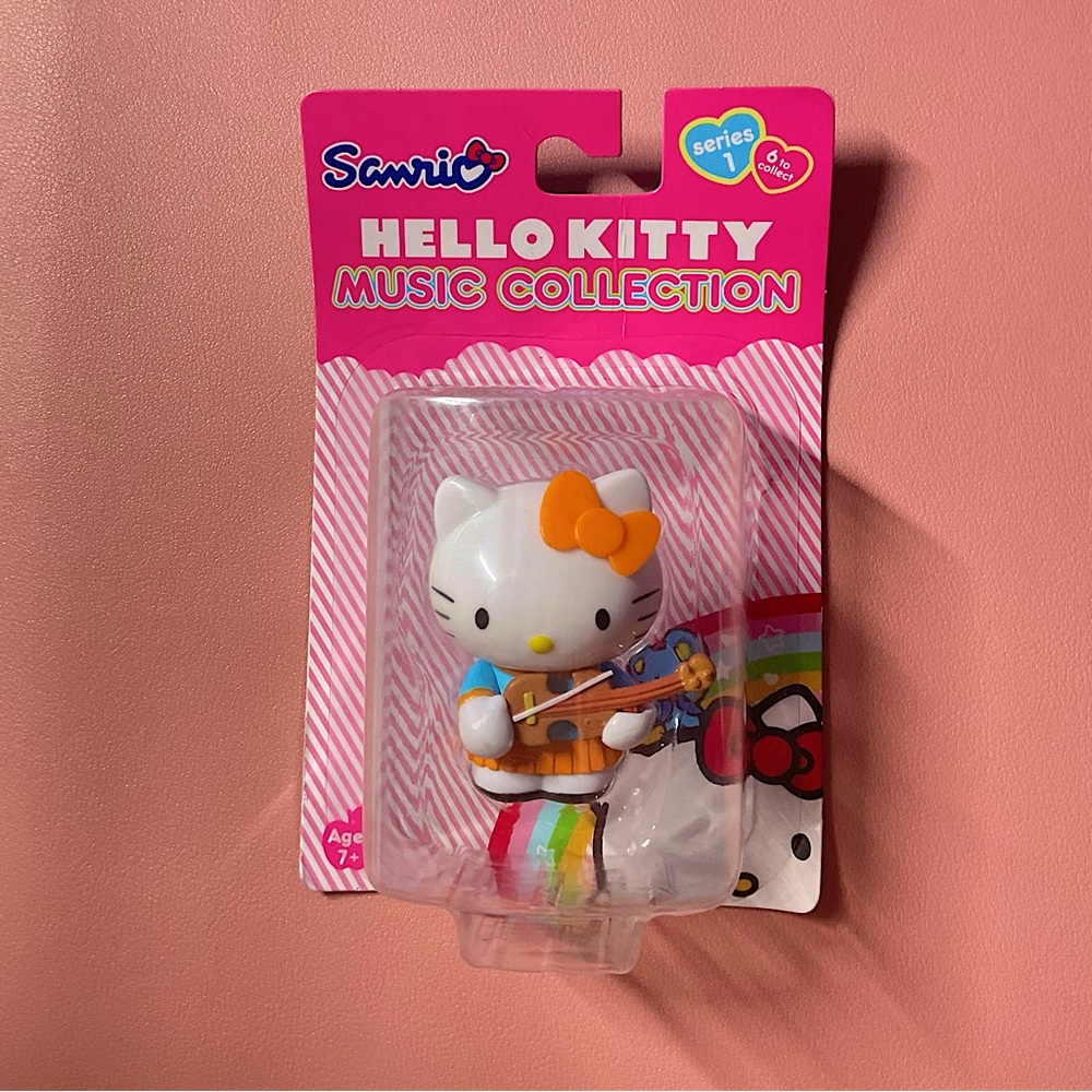 Hello Kitty Violin Figure - Picture 1 of 1